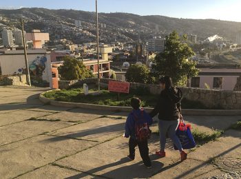 Apropiación y (re)significación como disputa del espacio urbano. Prácticas y sentidos de la ciudad en migrantes latinoamericanos en Valparaíso.