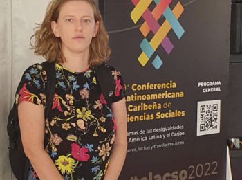 Caroline Stamm, subdirectora de postgrados, viajó a Ciudad de México para participar del congreso CLACSO 2022.