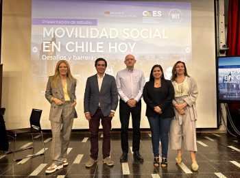 “Movilidad social en Chile hoy: desafíos y barreras” investigadores COES presentaron estudio