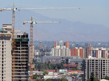 Emol | «Deterioro del mercado inmobiliario: Las cifras que explican el panorama y la situación del país» comenta, Luis Fuentes