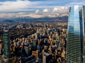 Clase abierta en Tsinghua University abordó desafíos habitacionales en ciudades latinoamericanas