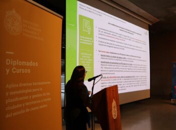 Paiscircular.cl destaca seminario sobre reforma a la Superintendencia del Medio Ambiente que inauguró Diplomado IEUT UC