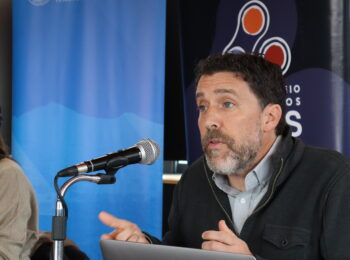 Conferencia Internacional de Edward Murphy abordó el impacto de la dictadura en los asentamientos informales en Santiago de Chile