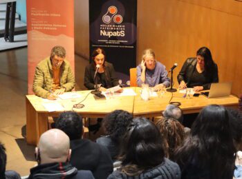 Laurajane Smith dictó conferencia internacional organizada por el Núcleo Milenio en Patrimonios (NuPats)