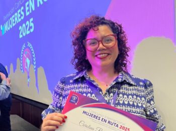 Carolina Rojas recibe el Premio Latinoamericano de Mujeres en Ruta 2025 del OBGEM