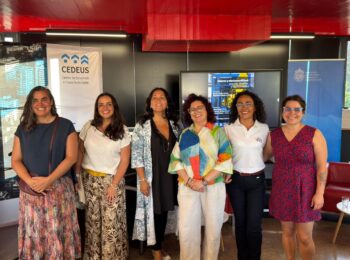 Conversatorio mujeres y electromovilidad: 12% de conductoras y serie de brechas por disminuir